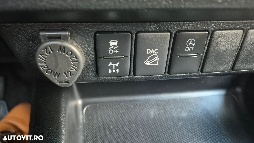 Toyota Hilux - 21
