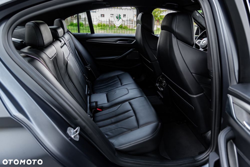 BMW M5 Standard - 22