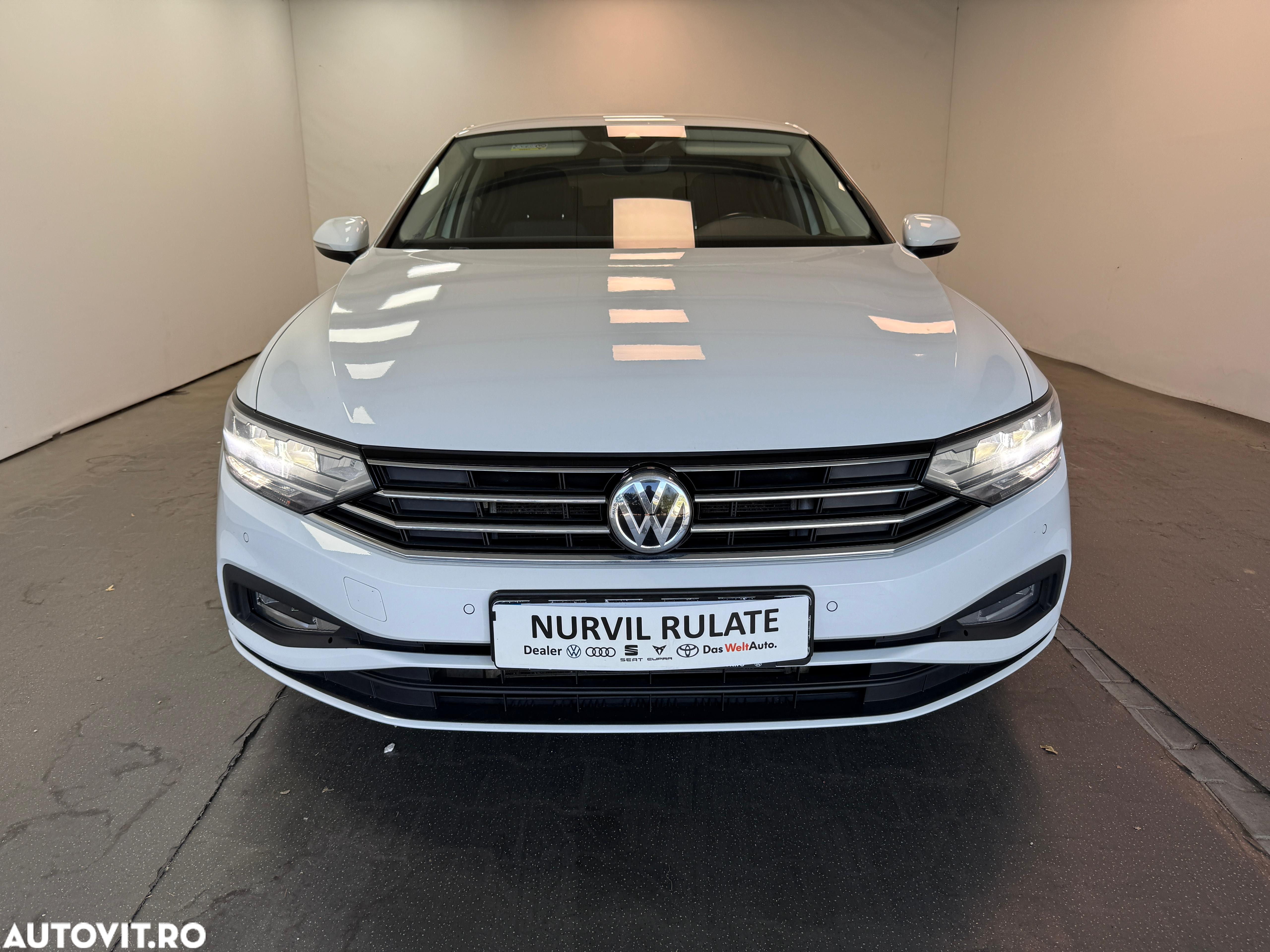 Volkswagen Passat 1.6 TDI DSG Comfortline - 15