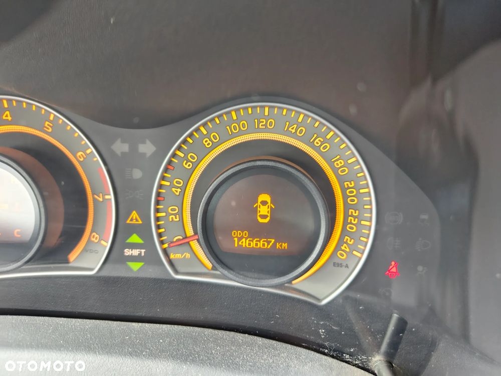 Toyota Auris 1.4 VVT-i Terra - 10