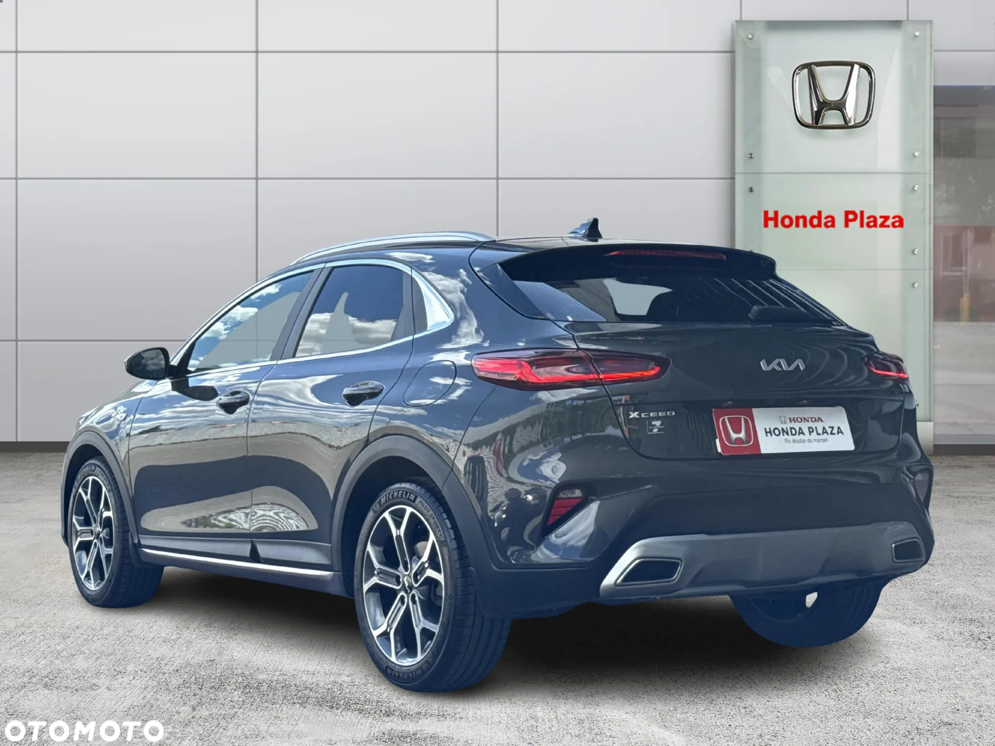 Kia XCeed 1.5 T-GDI M - 4