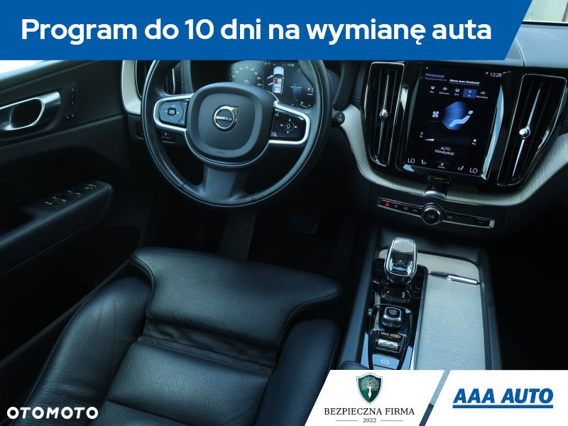 Volvo XC 60 - 8