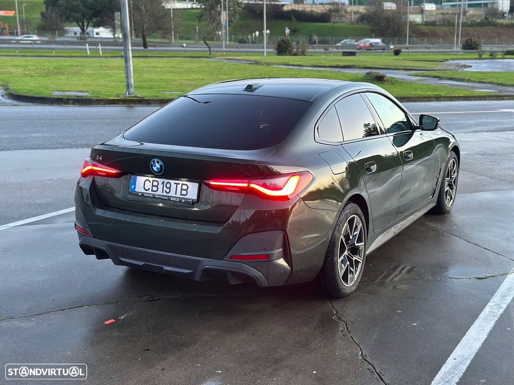 BMW i4 eDrive40 Pack Desportivo M - 16