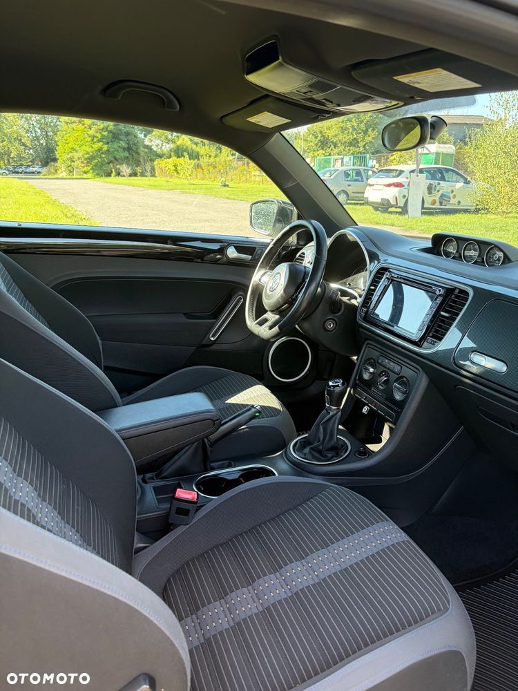 Volkswagen Beetle 2.0 TSI Sport - 16