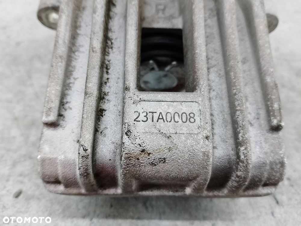 ZACISK HAMULCOWY PRAWY TYŁ SKODA SUPERB I 23TA0008 1.9 TDI - 2