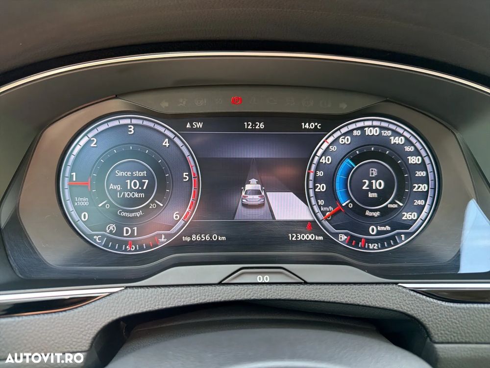 Volkswagen Passat 2.0 TDI DSG 4Motion Highline - 27