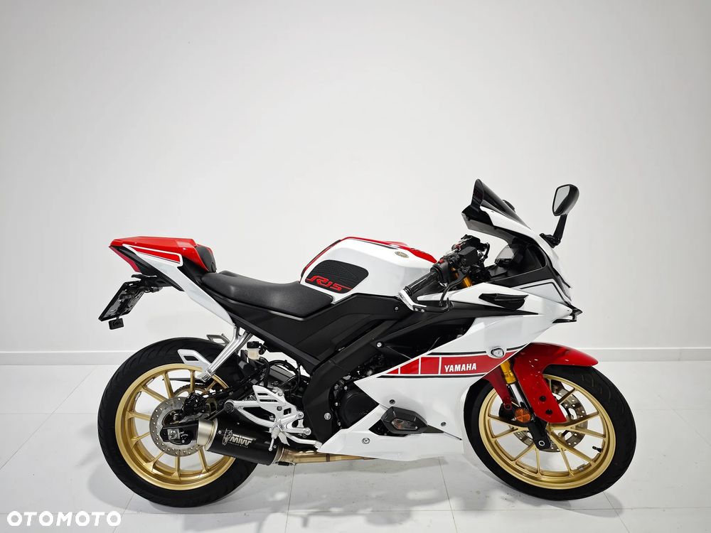 Yamaha YZF - 1