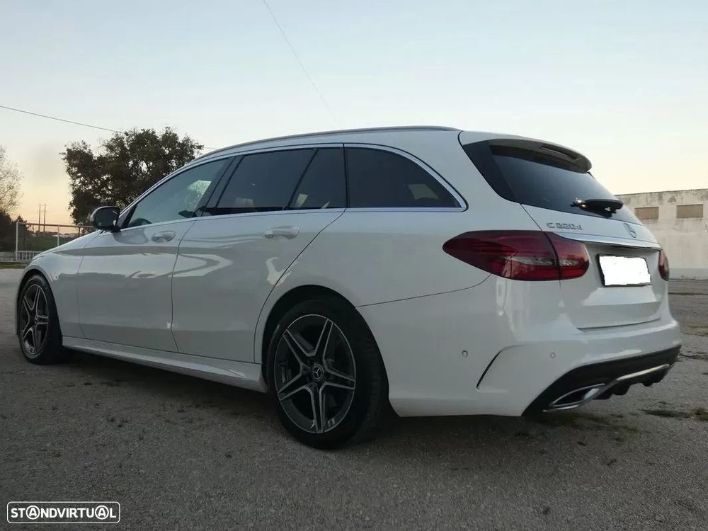 Mercedes-Benz C 220 d AMG Line - 4