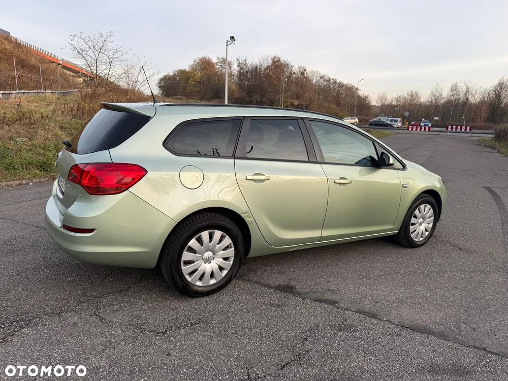 Opel Astra 1.7 CDTI DPF White Edition - 3