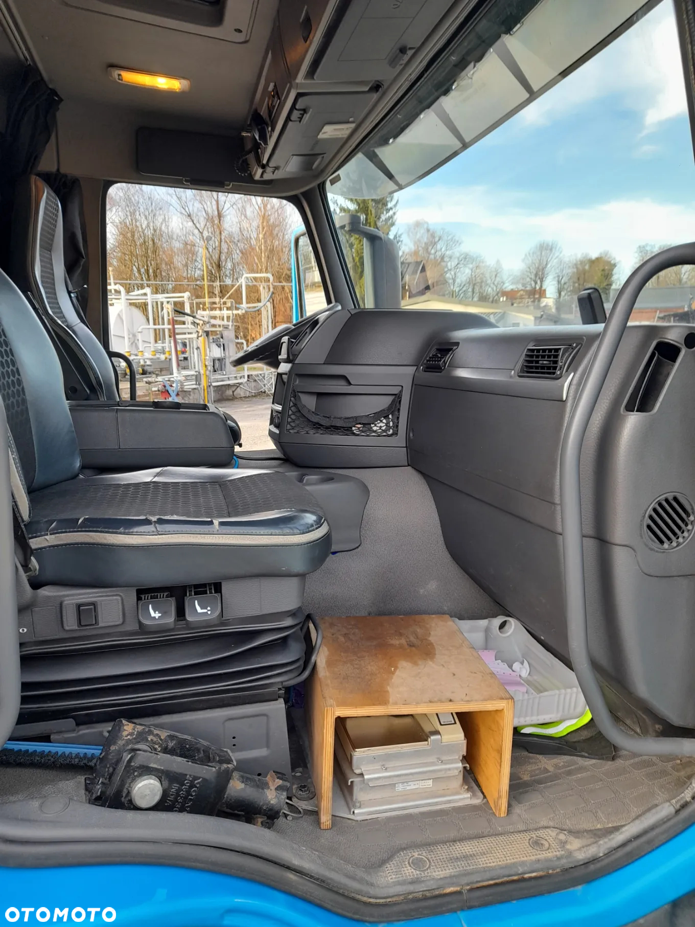 Volvo AUTOCYSTERNA Netto 249 900 zł FM 420 E5 - 8