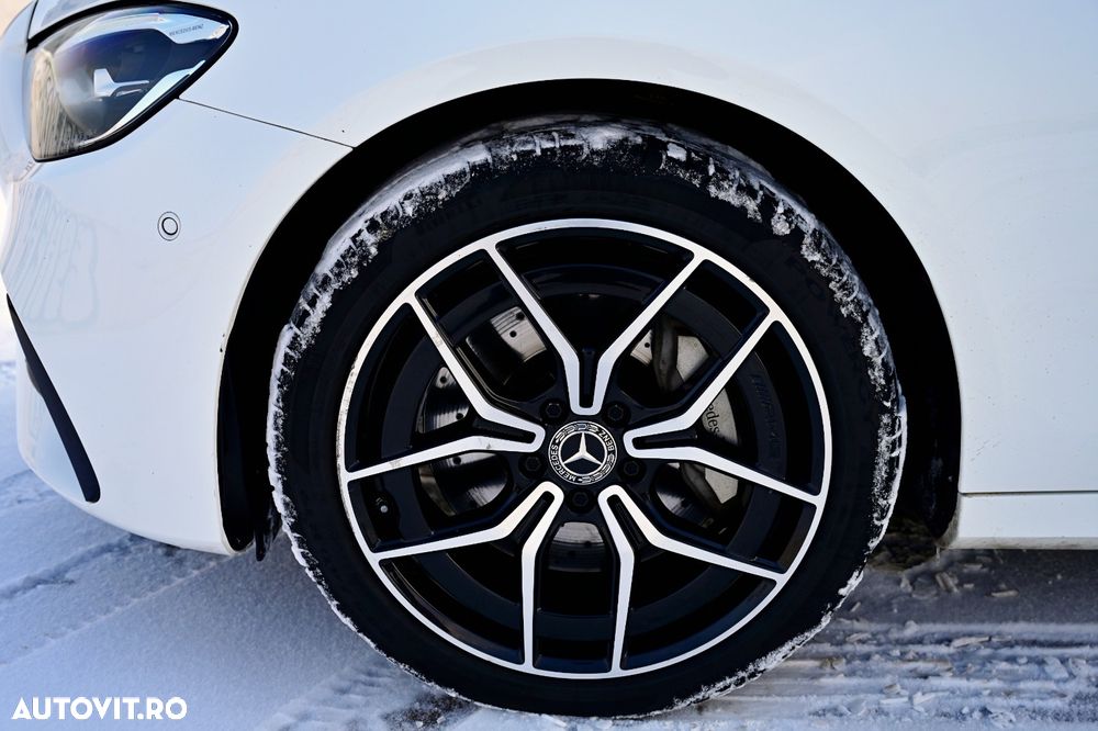 Mercedes-Benz E 300 4MATIC 9G-TRONIC AMG Line - 17