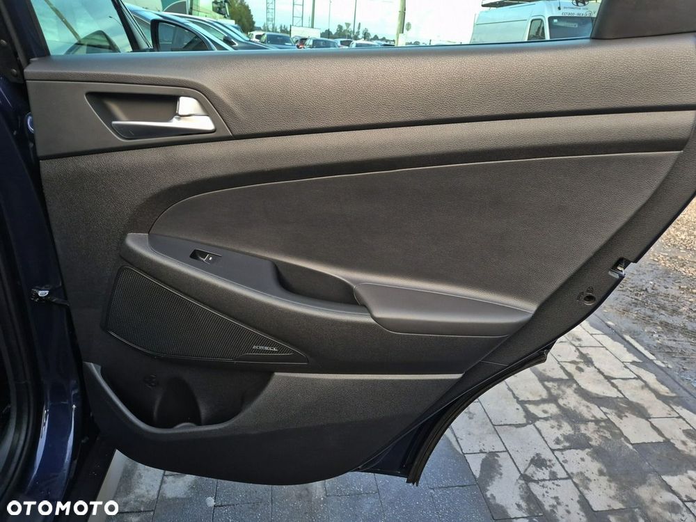 Hyundai Tucson 2.0 CRDI 4WD Automatik Premium - 20