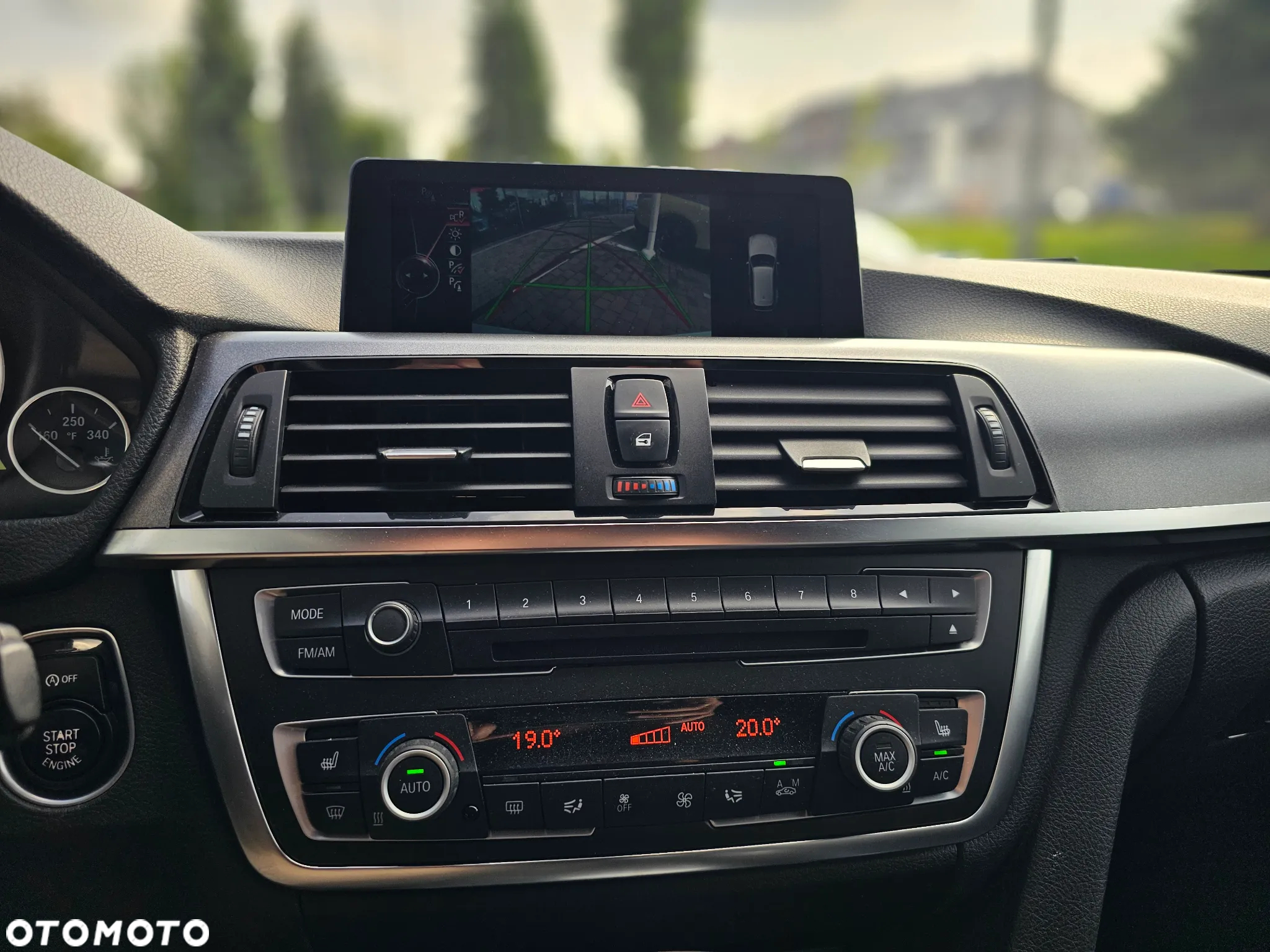 BMW Seria 3 328i Touring xDrive Luxury Line - 12
