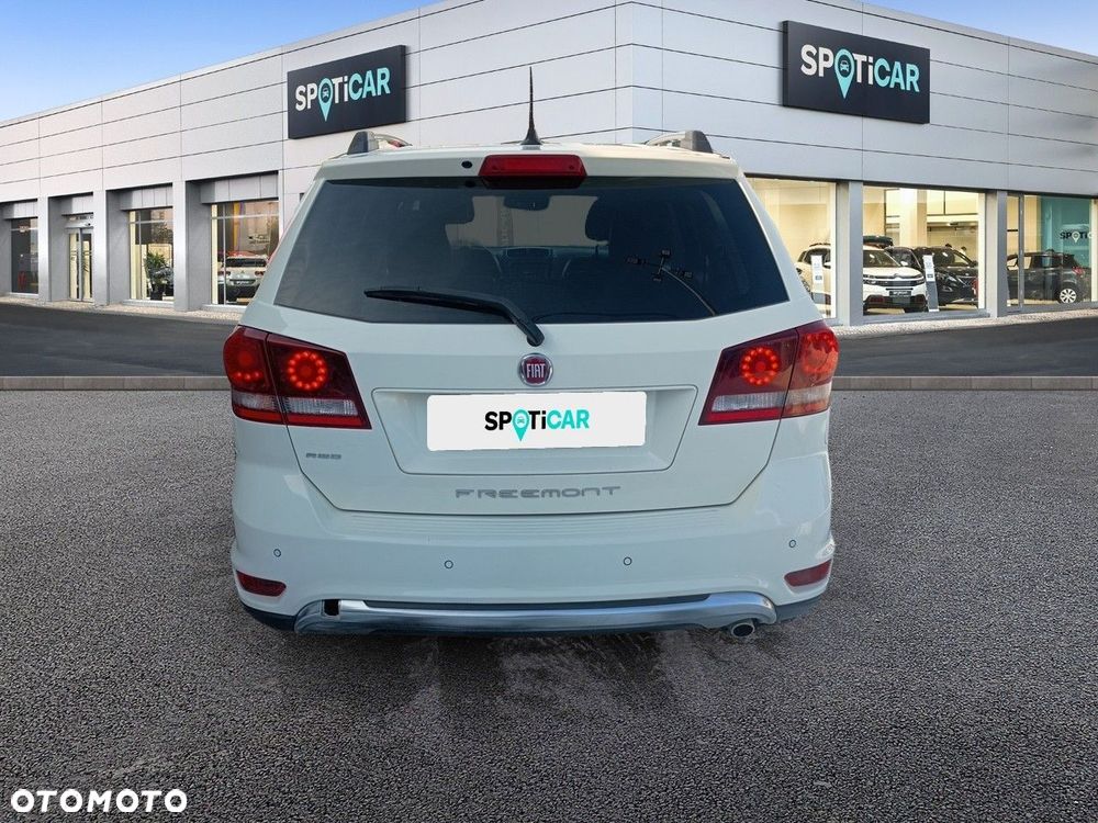 Fiat Freemont 2.0 Multijet Lounge AWD - 5