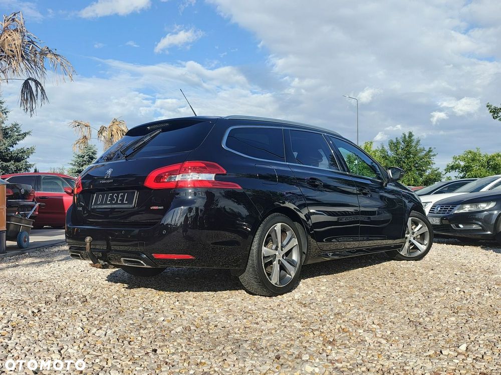 Peugeot 308 - 24