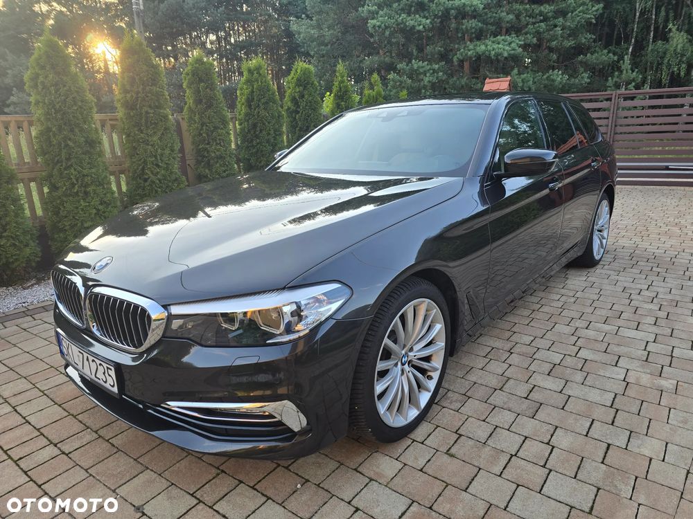BMW Seria 5 520d xDrive Luxury Line - 11