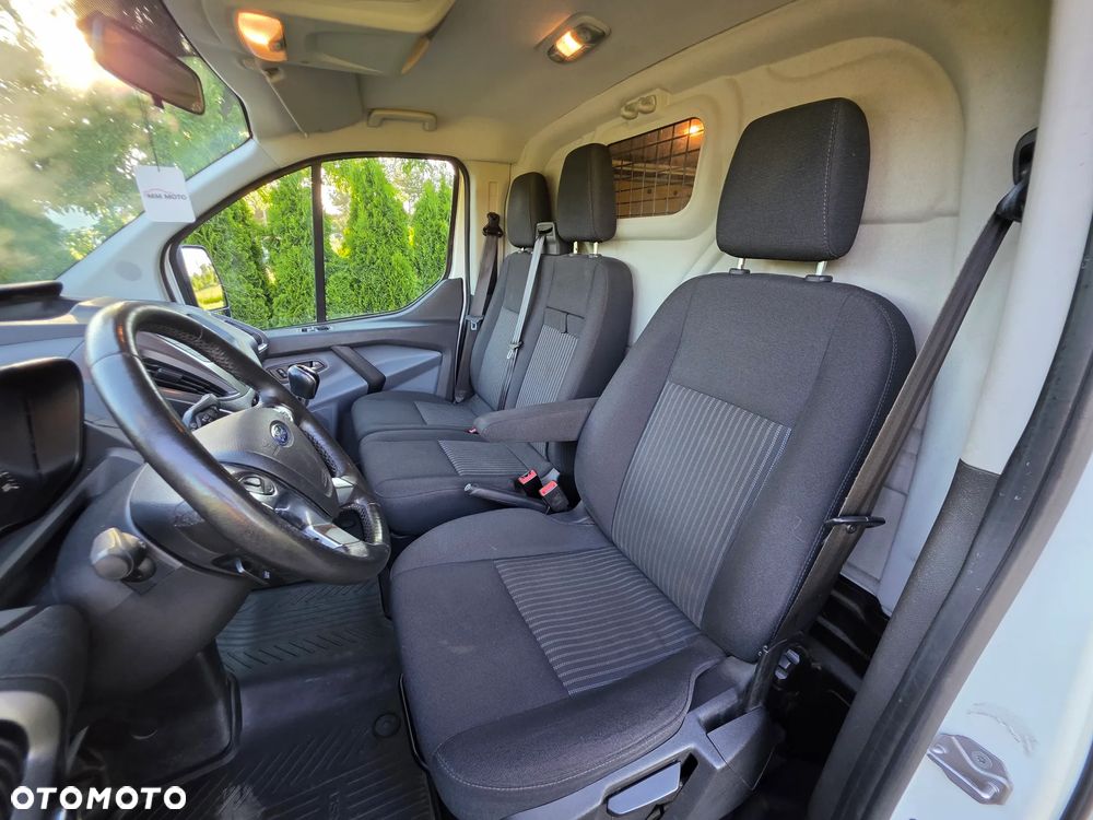 Ford Transit Custom - 12