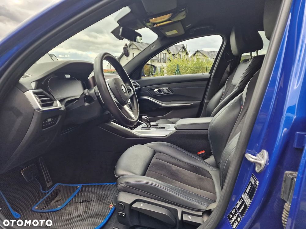 BMW Seria 3 320d xDrive M Sport Shadow - 15