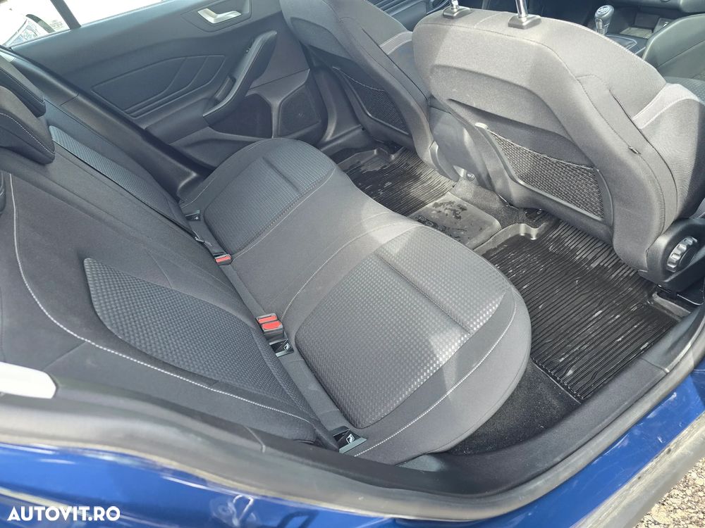 Ford Focus 1.5 EcoBlue Connected - 10
