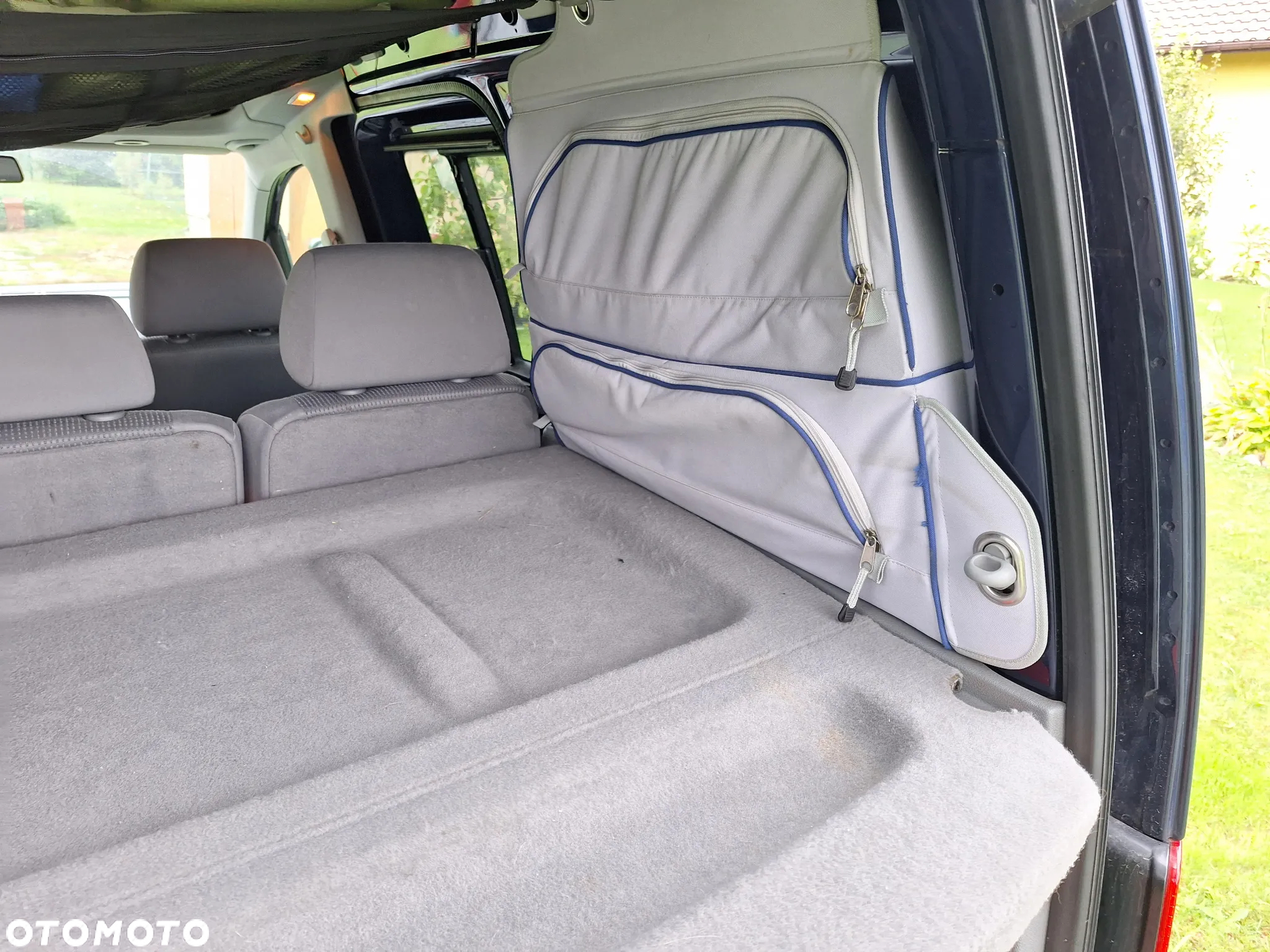 Volkswagen Caddy - 10