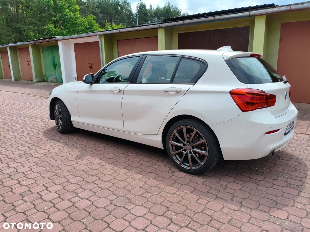 BMW Seria 1 - 10