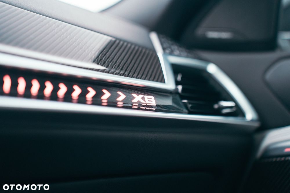 BMW X6 - 24