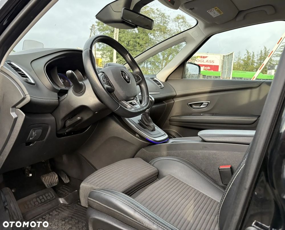 Renault Scenic 1.5 dCi Zen EDC - 10