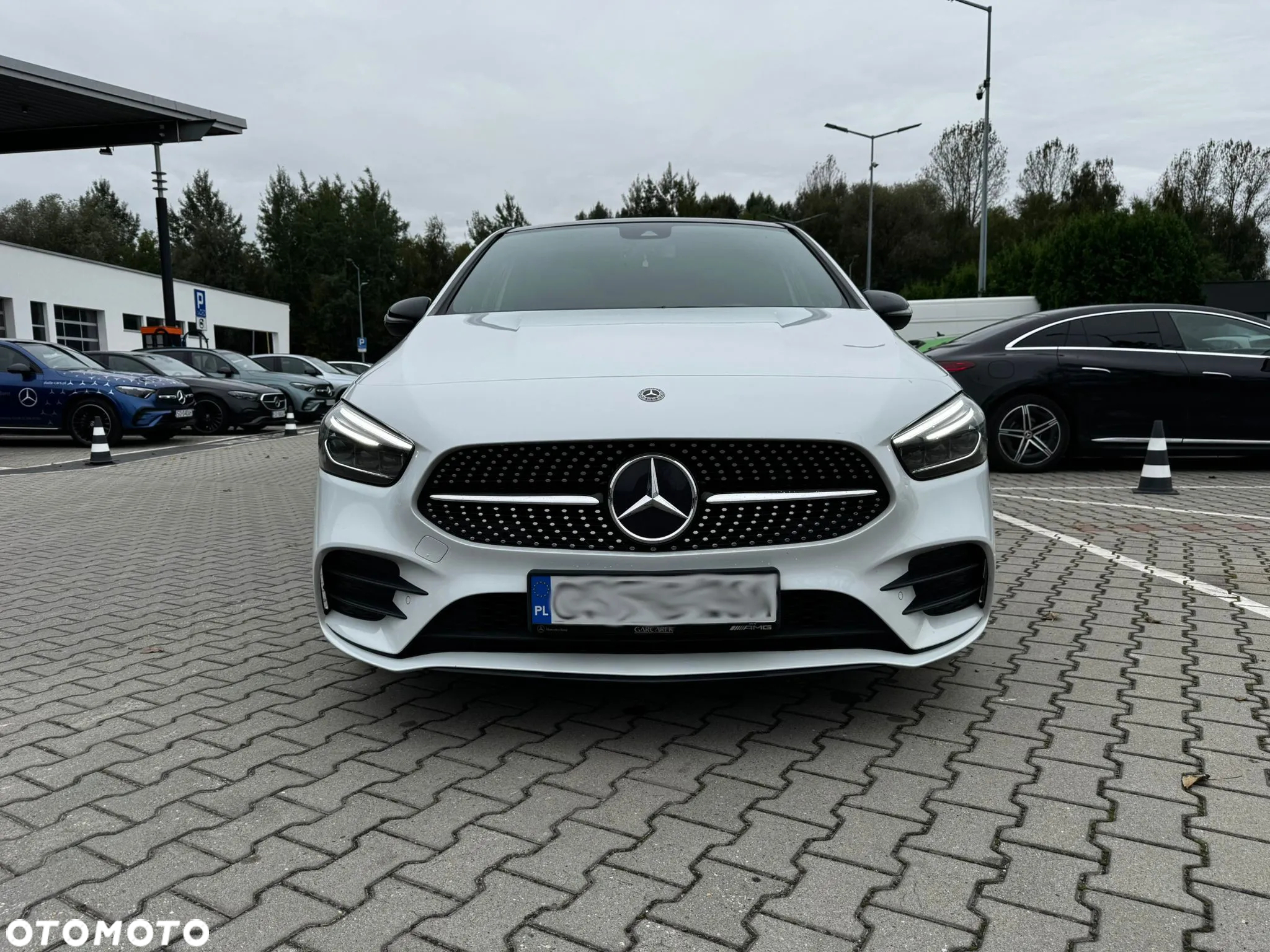 Mercedes-Benz Klasa B 220 d AMG Line 8G-DCT - 12