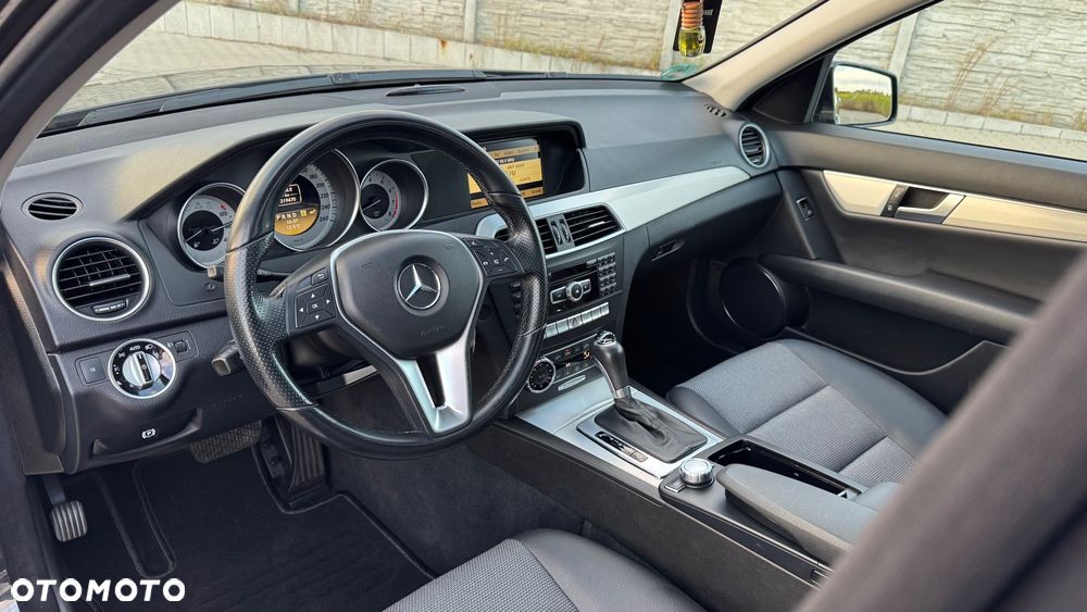 Mercedes-Benz Klasa C - 18