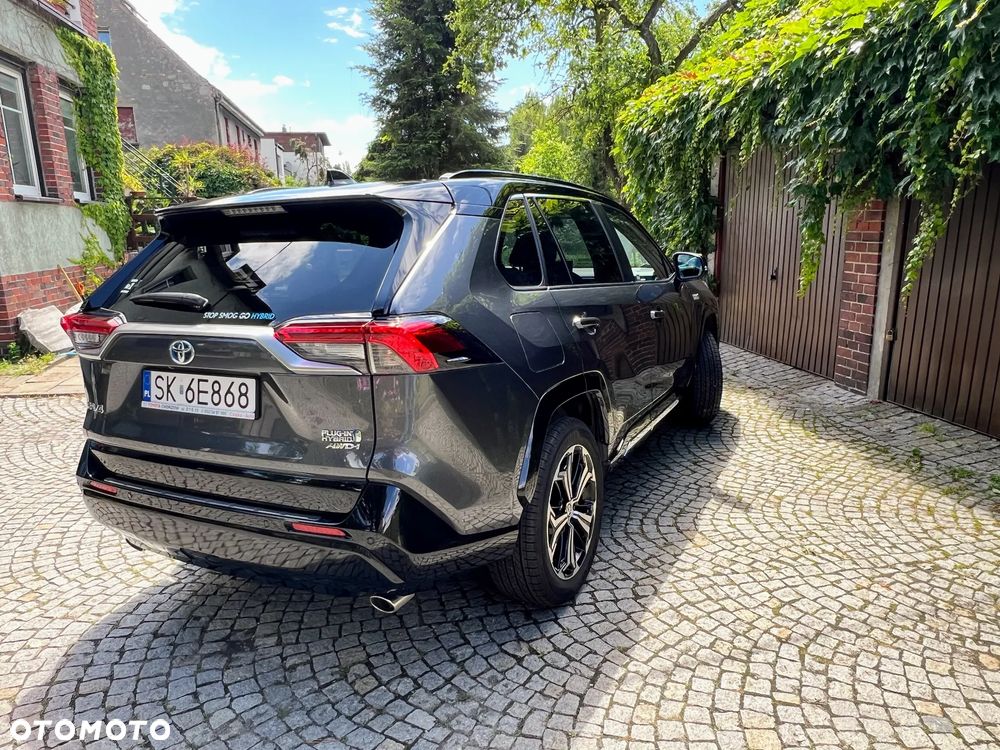 Toyota RAV4 - 10
