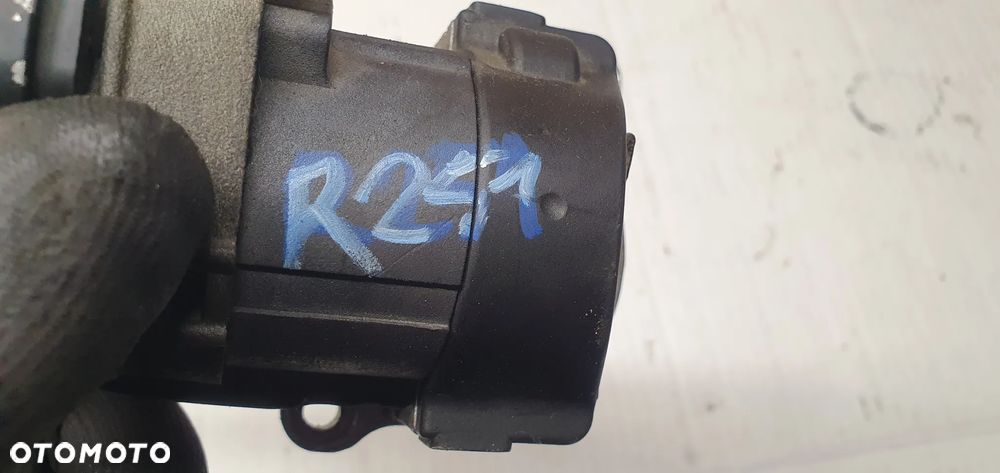 Zawór EGR Mercedes R-Klasa W251 3.0 CDI A6421401960 - 10