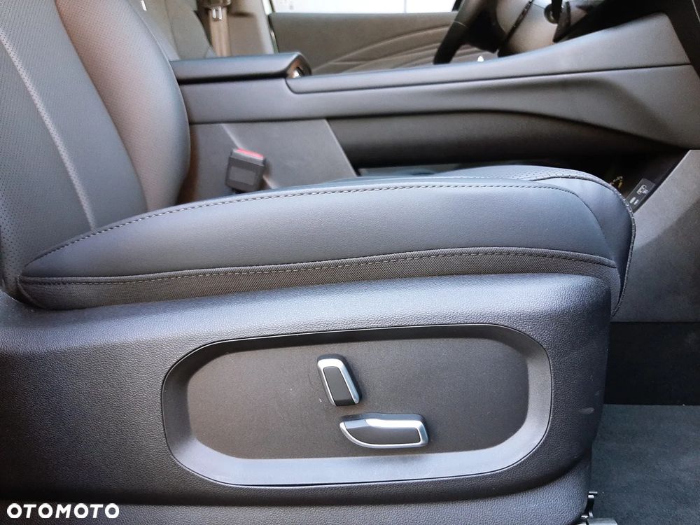 Omoda 7 1.5 T-GDi Super Hybrid Luxury - 24