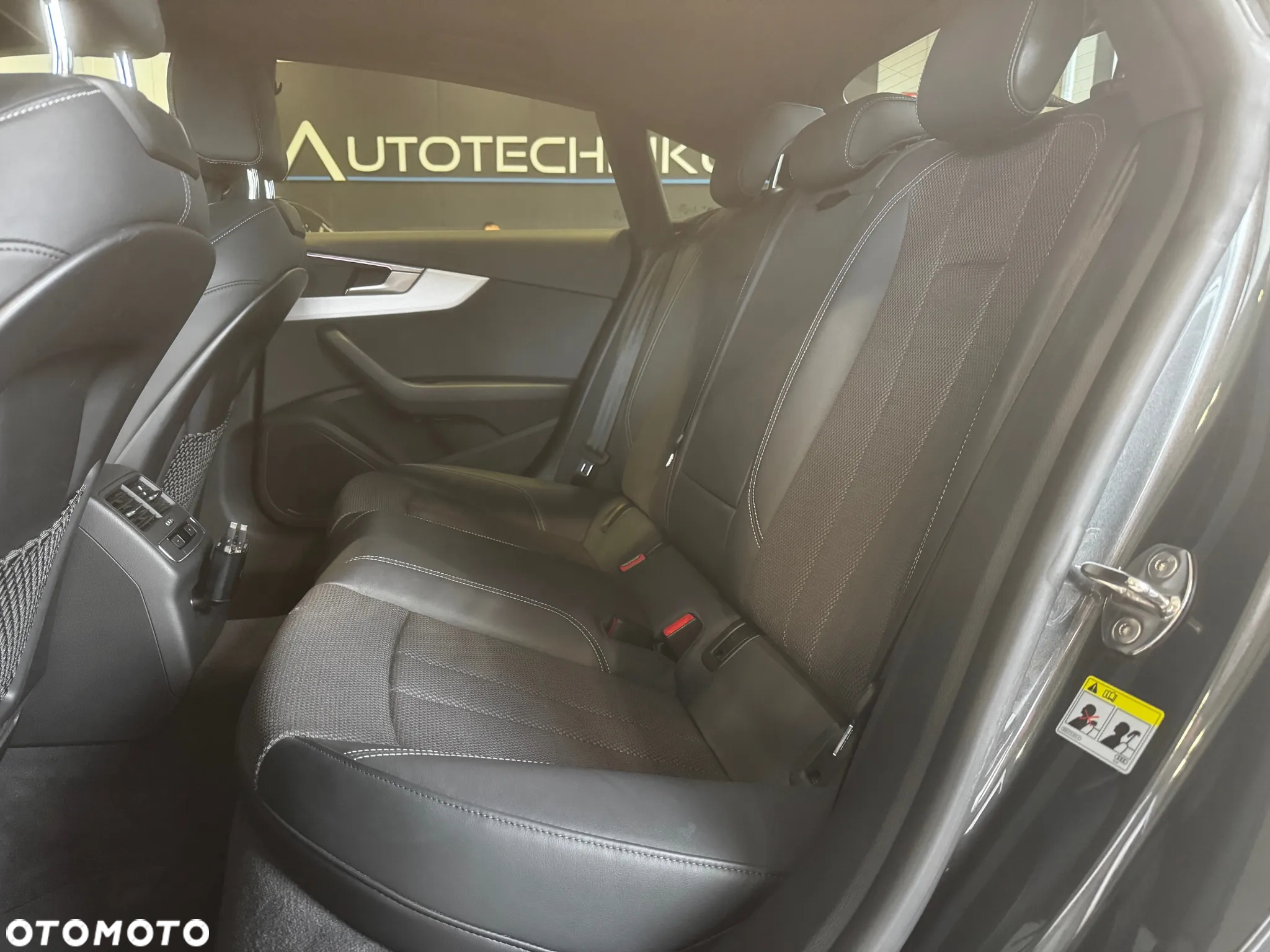 Audi A5 Sportback 35 TFSI S tronic S line - 16
