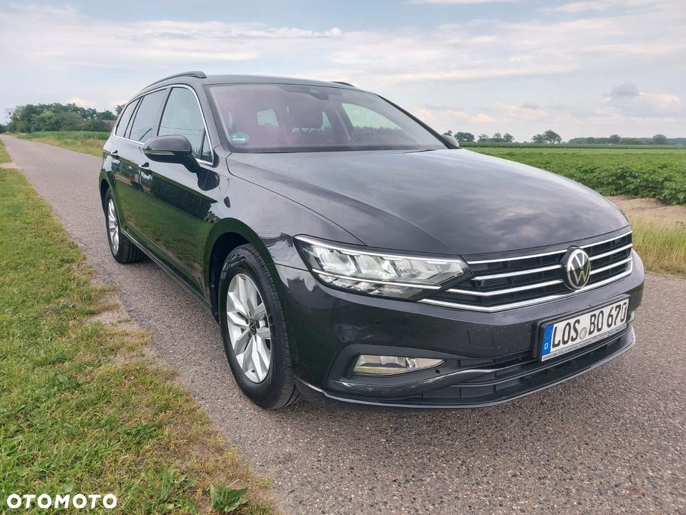 Volkswagen Passat 2.0 TDI SCR DSG Elegance - 2