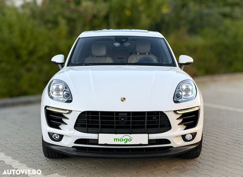 Porsche Macan Standard - 1