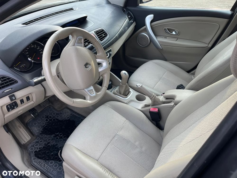 Renault Fluence 1.6 16V Expression - 15