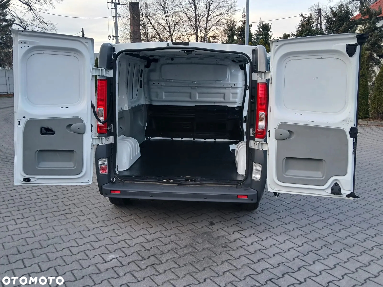 Renault TRAFIC - 28
