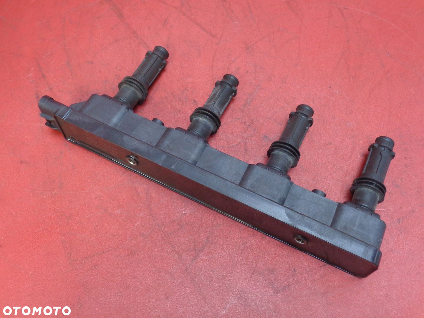 Cewka zapłonowa Opel Corsa 1.4 16V B14XER 2015r 0221503800 - 2