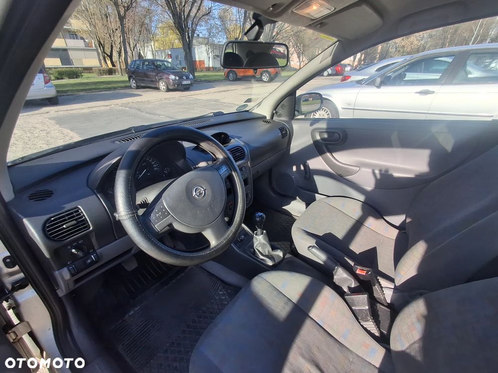 Opel Corsa 1.2 16V - 6