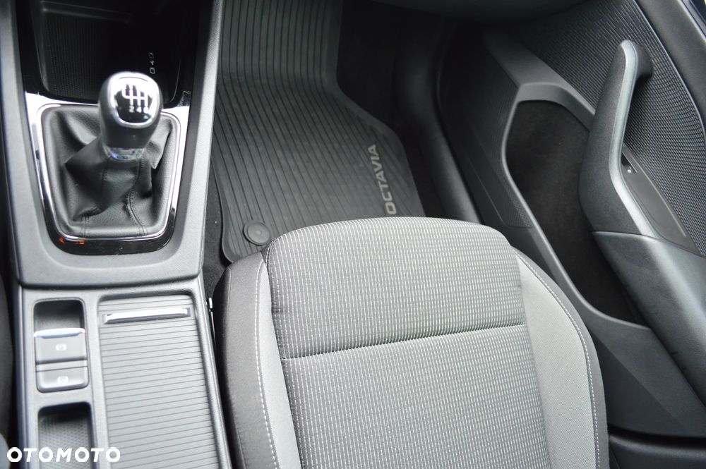 Skoda Octavia - 11