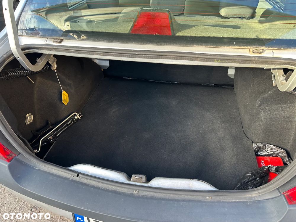 Dacia Logan 1.4 Laureate - 7