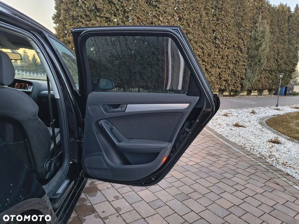 Audi A4 Avant - 14