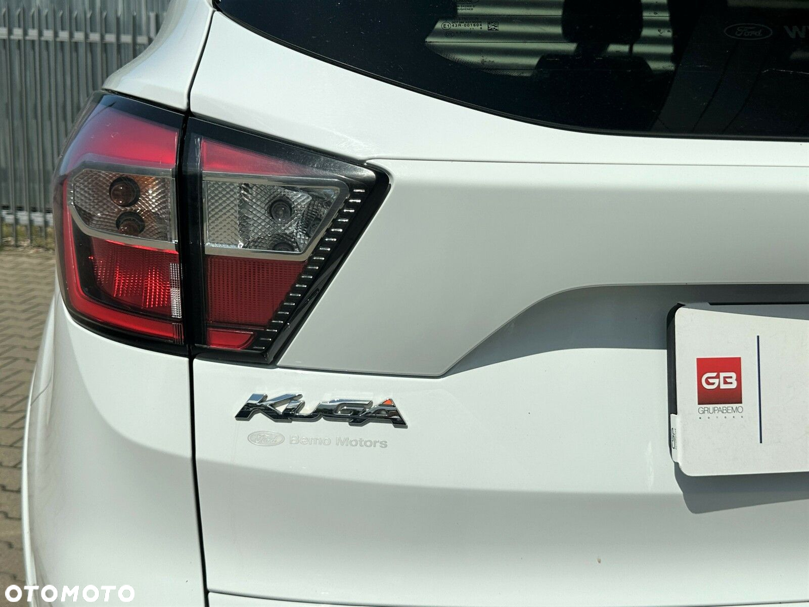 Ford Kuga 1.5 EcoBoost FWD ST-Line ASS GPF - 12