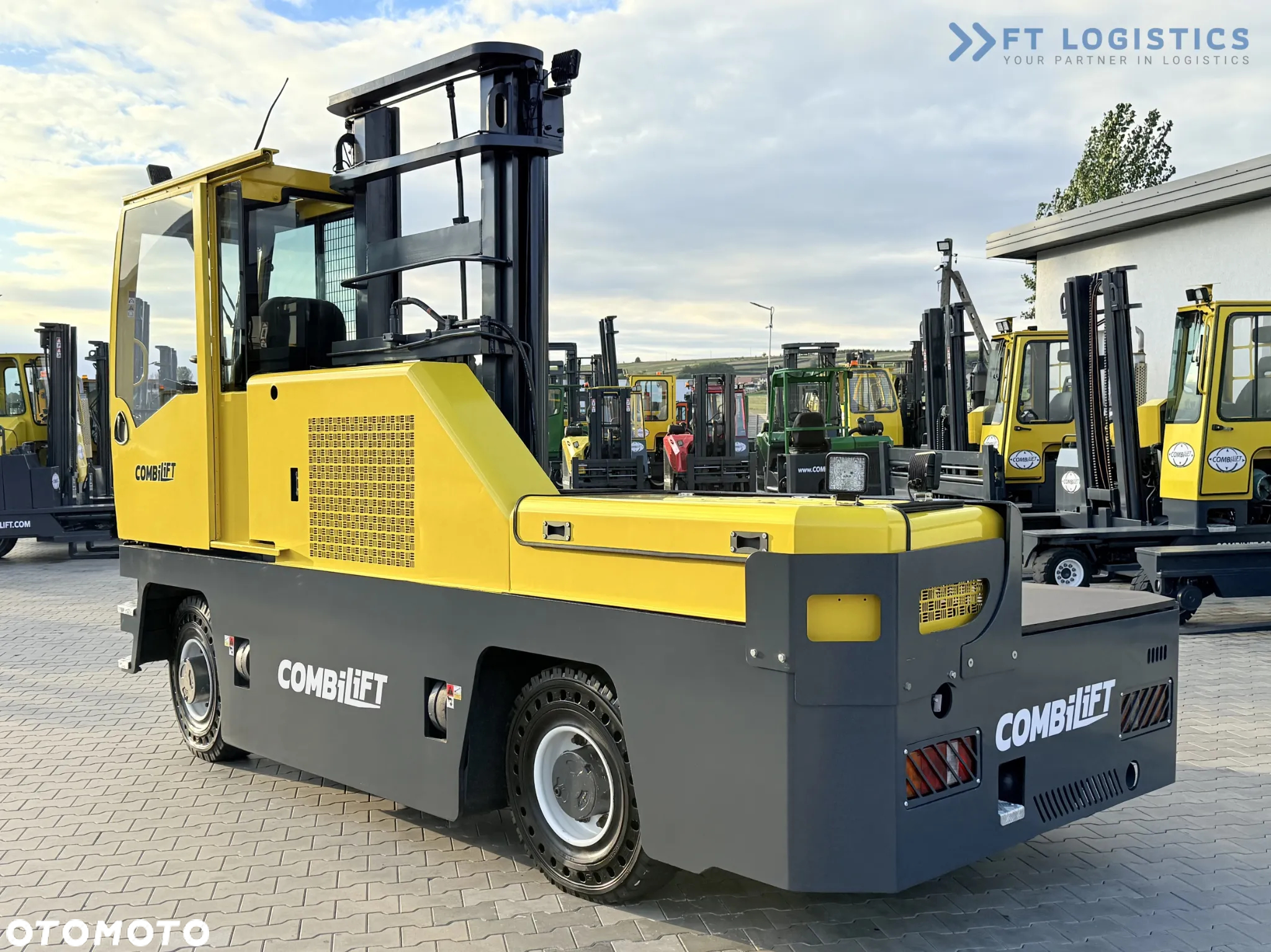 Combilift WÓZEK BOCZNY / C5000FSL / DIESEL / DUPLEX 4100MM /JEDYNE 2573 MOTOGODZIN / PEŁNA KABINA / STAN IDEALNY / NOWE OPONY / Szeroka oferta wózków czterokierunkowych i bocznych, dopasowanych do różnorodnych potrzeb i zastosowań - 9