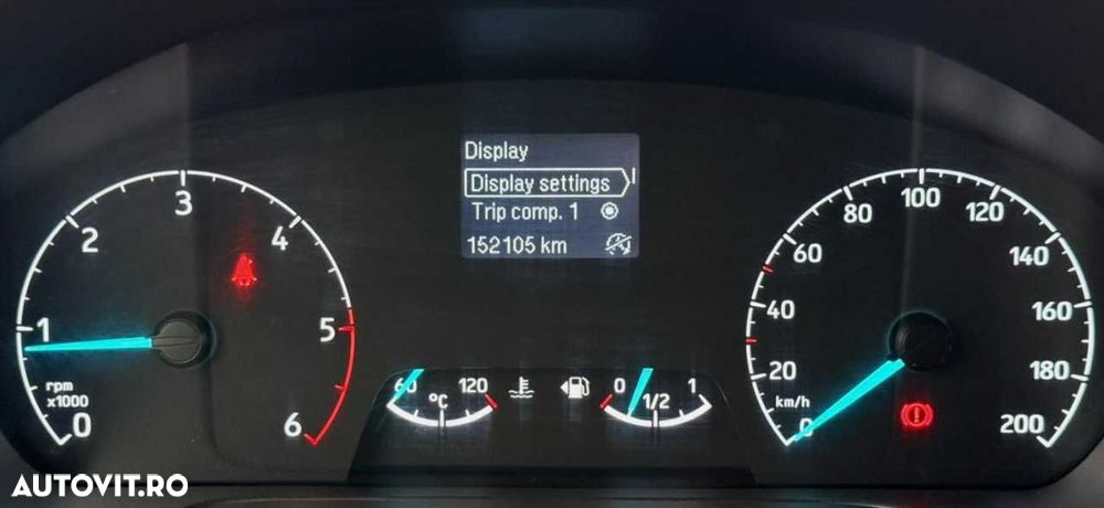 Ford TRANSIT CUSTOM - 26