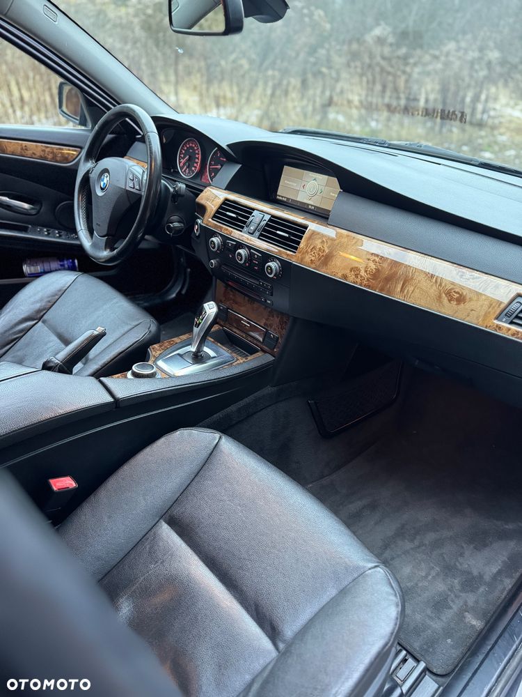 BMW Seria 5 - 21