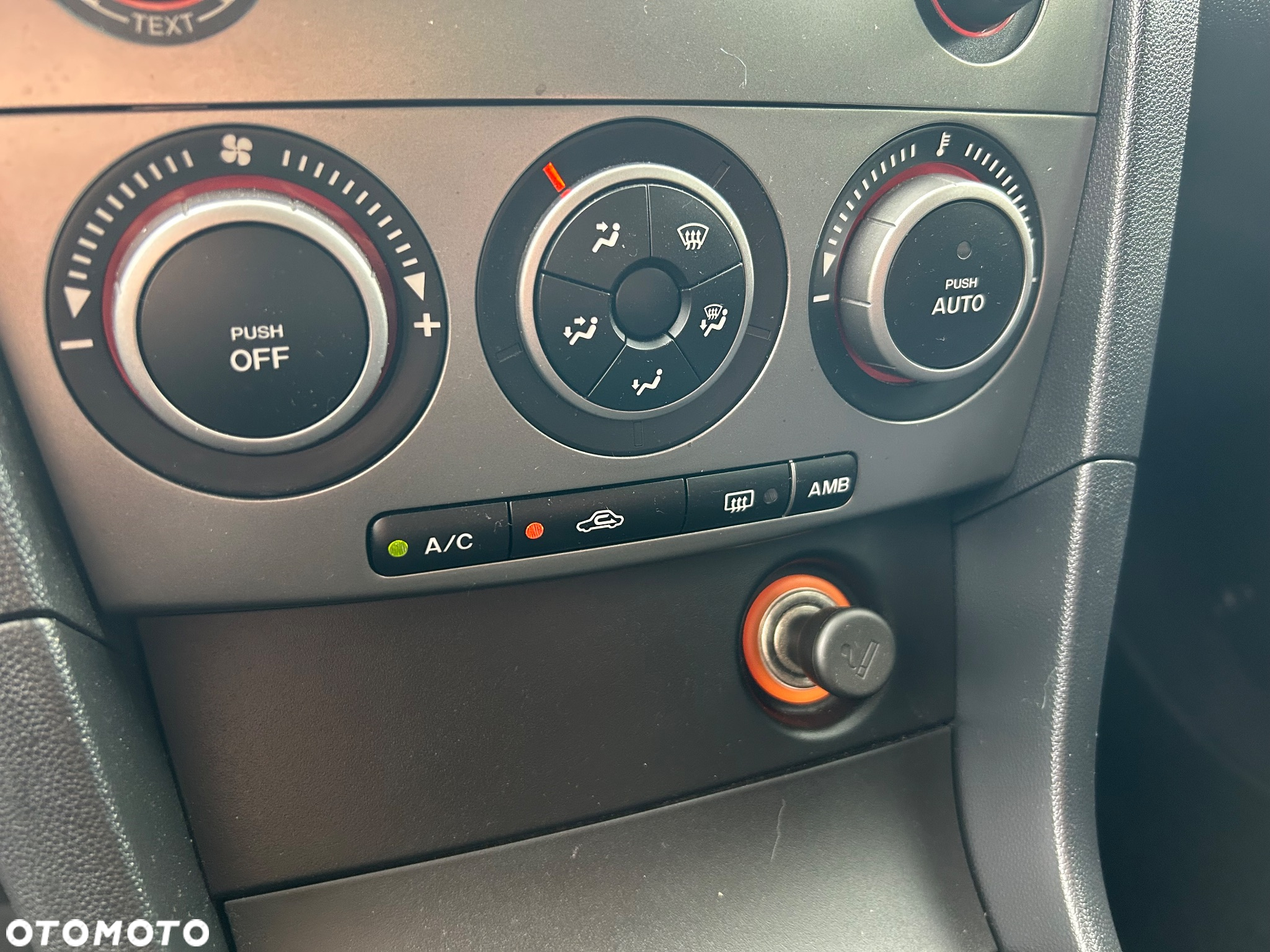 Mazda 3 - 32