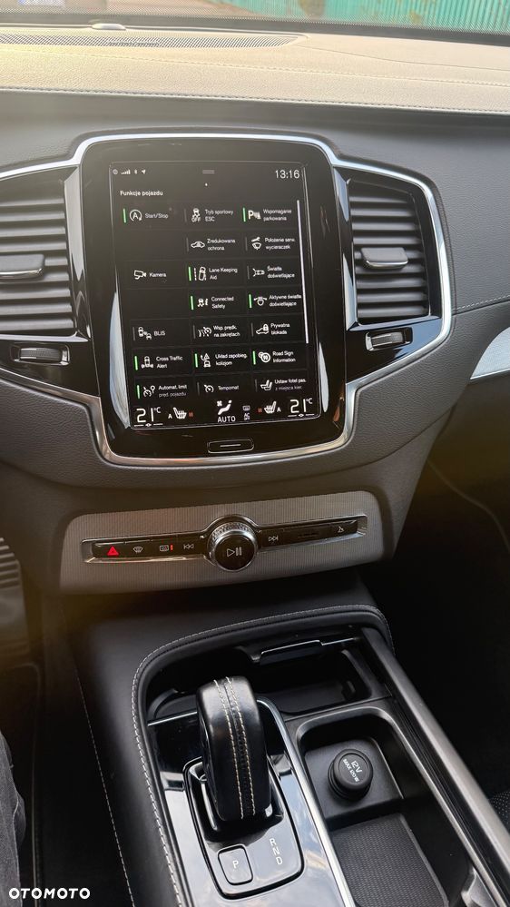 Volvo XC 90 D5 AWD Geartronic RDesign - 17