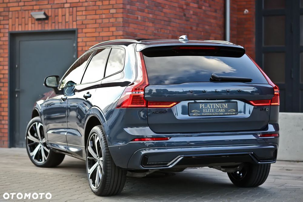 Volvo XC 60 B4 D AWD Ultimate Dark - 12