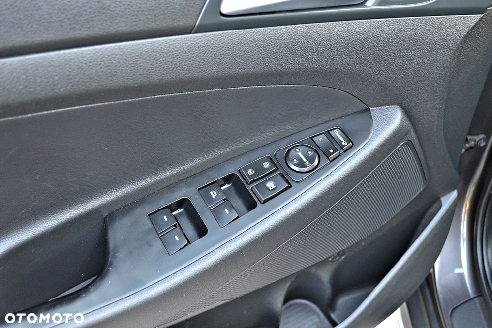 Hyundai Tucson 2.0 CRDi 2WD Trend - 25